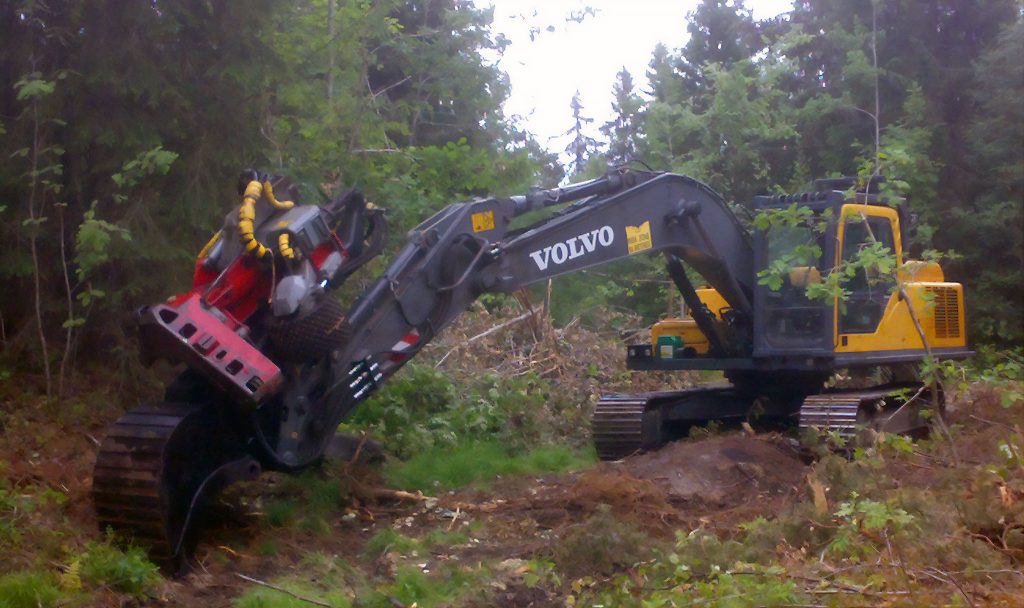 Arbetsmaskiner kan komma in i trafikregistret 5 Ett annat exempel på en arbetsmaskin. En grävmaskin med larver.