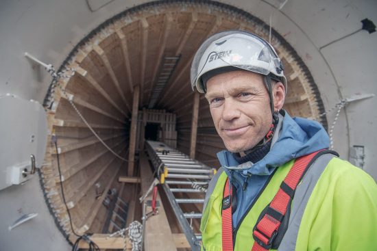 Vindkraftverk av trä minskar CO2-utsläpp med 90% 4 Ett vindkraftverk med en trästomme är inte bara klimatsmart utan också enklare vid montering.