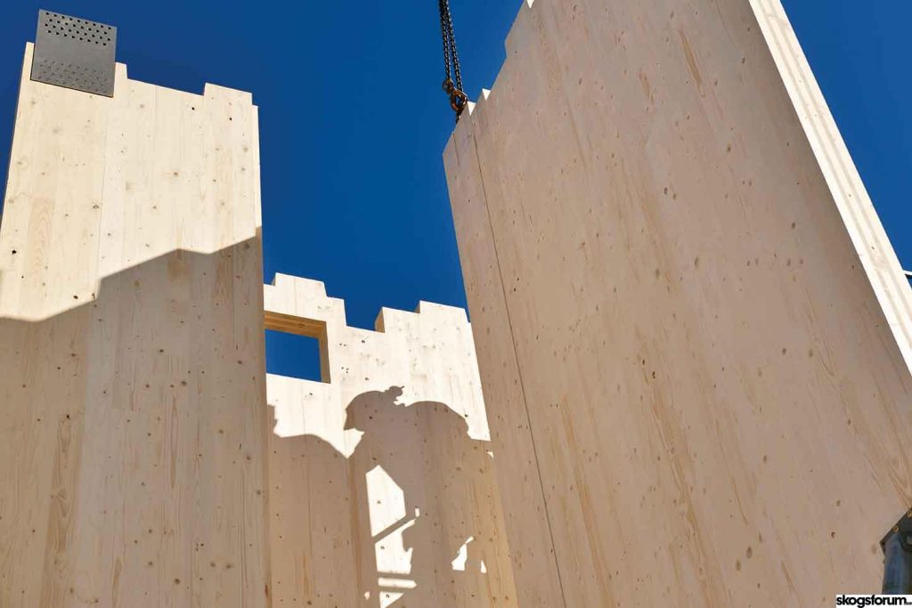 Virkesbrist enligt SKA22 – dags att investera i förädling? 10 Byggelement av KL-trä