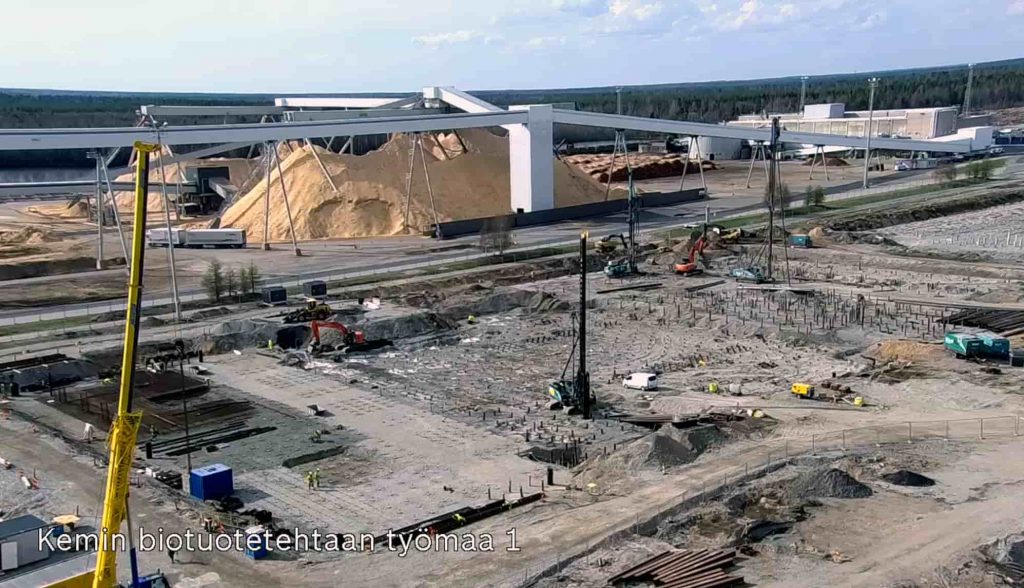 Slow-TV fortsätter — följ med megabygget av Metsä massabruk i Kemi 7 Skärmklipp som visar Slow-TV via webbkameror hos Metsä fibre i Kemi