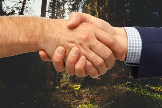 Samhällskontraktet i skogen, industrins gräddfil i 100 år.