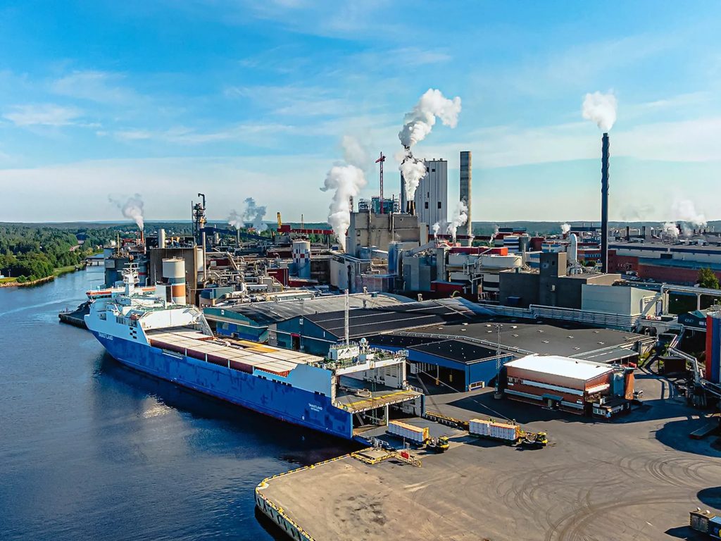 Håller Norra Skog nere massavedspriset i norr? 5 metsäs fabrik i husum