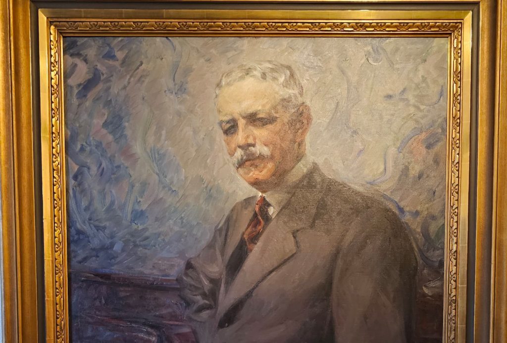 Svensk skogsindustri: leverantör i någon annans affär sedan 1874? 8 Tavla med George Dickson, symboliserar starten av svensk skogsindustri