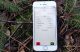Tack Viveka – nu vet vi att skogsindustrin inte säljer iPhones 4 En iPhone liggande i skogen. Tack Viveka för att du förklarar.