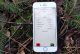 Tack Viveka – nu vet vi att skogsindustrin inte säljer iPhones 4 En iPhone liggande i skogen. Tack Viveka för att du förklarar.
